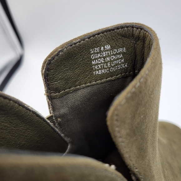 Mia Amore Lourie Bootie in Olive Green Sz 8.5 - Picture 10 of 10